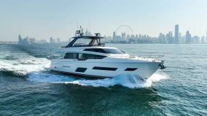 Ferretti-780